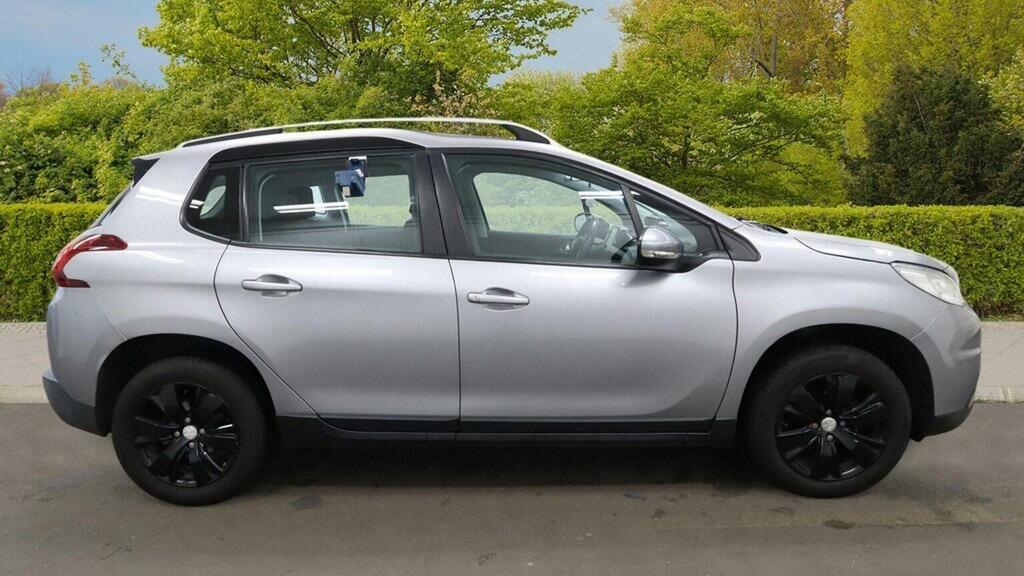 Peugeot 2008 1.2 Puretech Active Euro 6 Grey #4