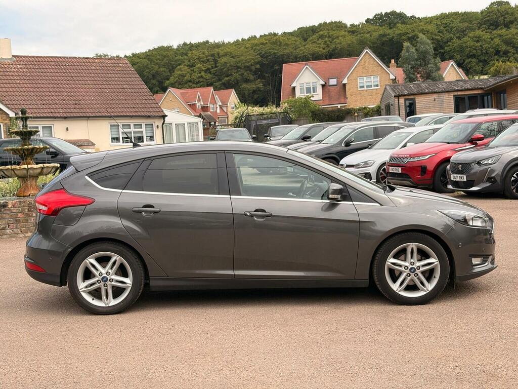 Ford Focus 1.0T Ecoboost Titanium Euro 6 Ss Grey #5