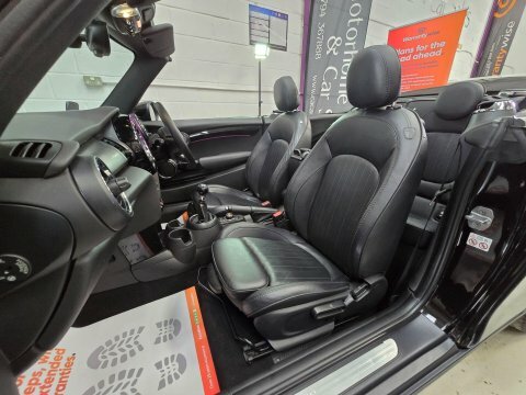 Mini Convertible 2.0 John Cooper Works II 8 Speed 2019 Grey #38