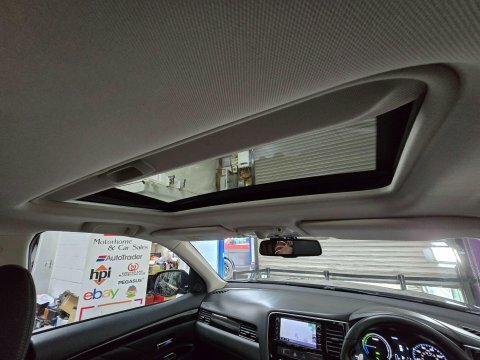 Mitsubishi Outlander Di-d 3 Black #17