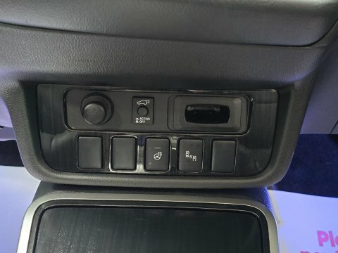 Mitsubishi Outlander Di-d 3 Black #25