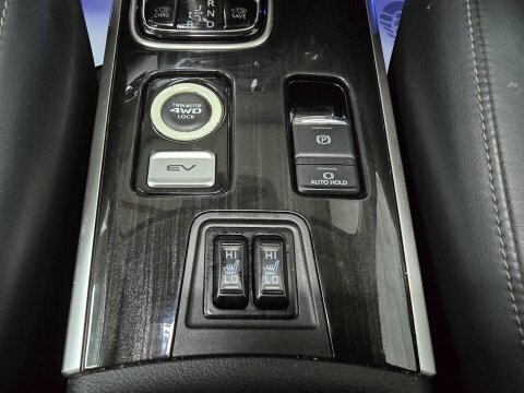 Mitsubishi Outlander Di-d 3 Black #23