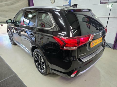 Mitsubishi Outlander 2017 17 2.0H Black #6
