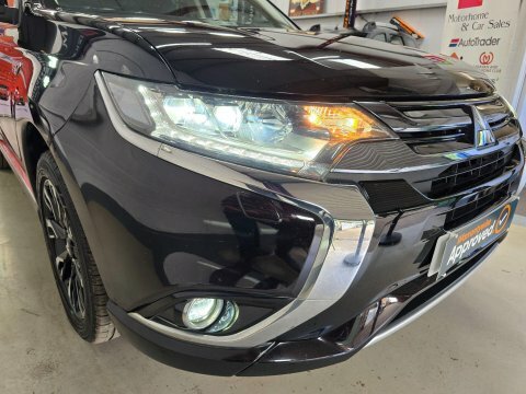 Mitsubishi Outlander Di-d 3 Black #48