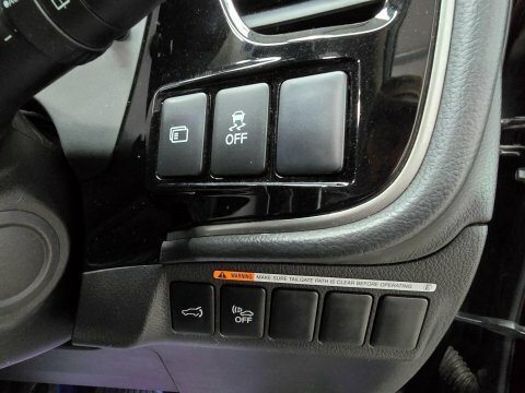 Mitsubishi Outlander Di-d 3 Black #37