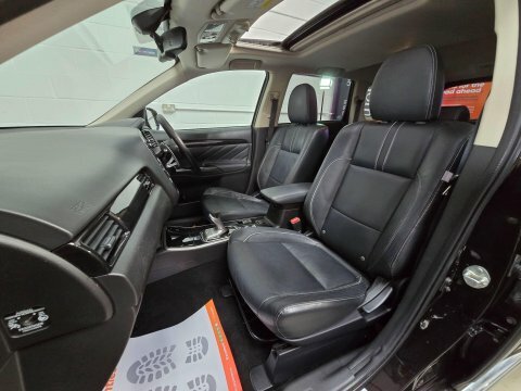 Mitsubishi Outlander Di-d 3 Black #41