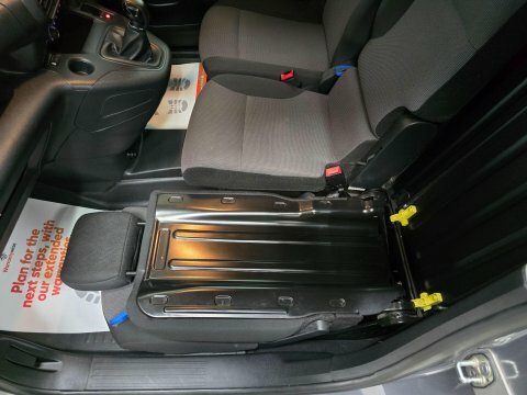 Citroen Berlingo Silver #44