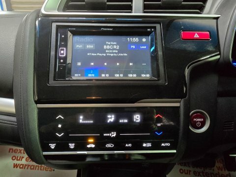 Honda Fit Hybrid White #20