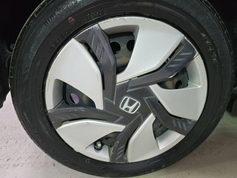 Honda Fit Hybrid White #35