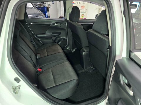 Honda Fit Hybrid White #14