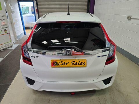 Honda Fit Hybrid White #7