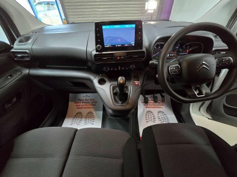 Citroen Berlingo 2019 19 1.6 White #2