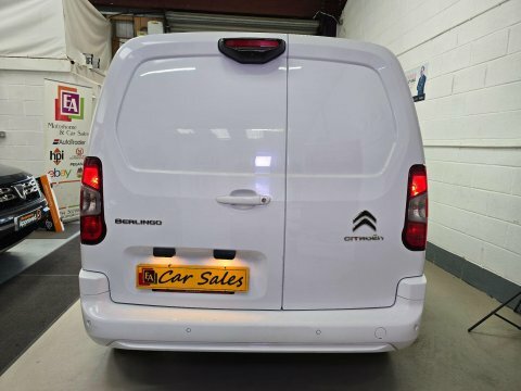 Citroen Berlingo 2019 19 1.6 White #6
