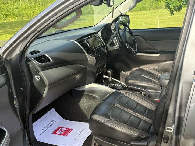 Mitsubishi L200 Double Cab Di-d 178 Barbarian 4Wd  #11