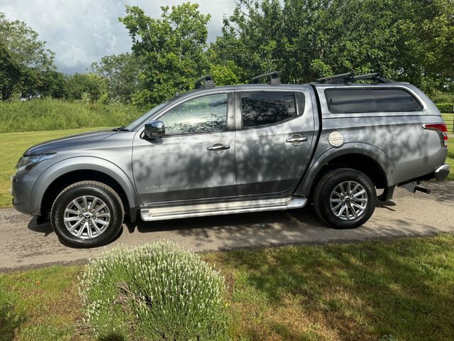 Mitsubishi L200 Pickup Grey #3