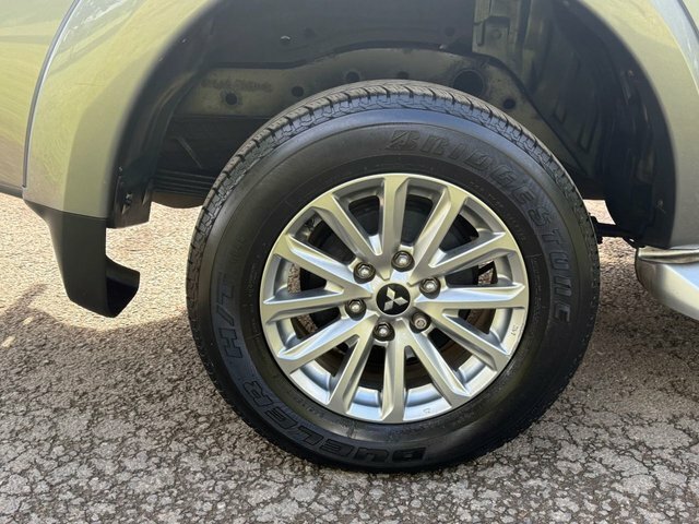 Mitsubishi L200 Double Cab Di-d 178 Barbarian 4Wd  #7