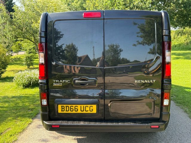 Renault Trafic Mpv Black #5