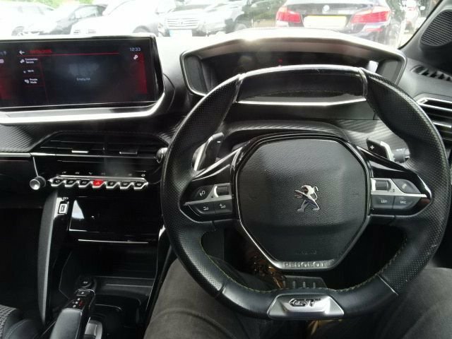 Peugeot 208 1.2 Puretech 100 Allure Yellow #21
