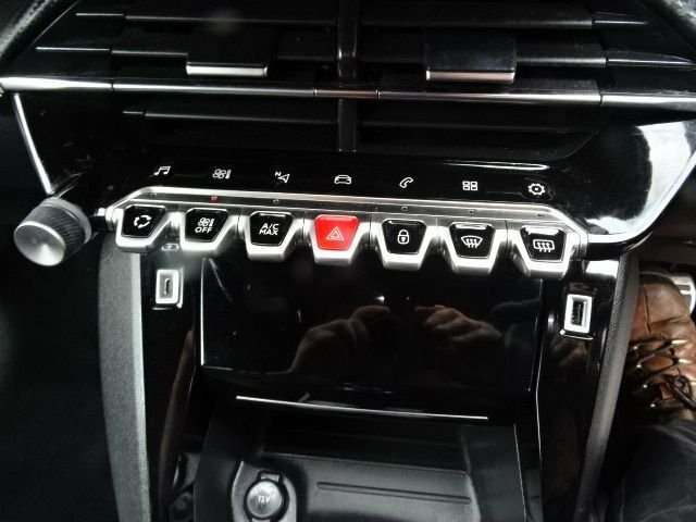 Peugeot 208 1.2 Puretech 100 Allure Yellow #18