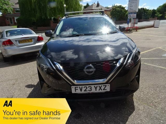Nissan Qashqai 1.3L Acenta Premium Black #2