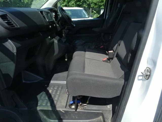 Peugeot Expert 1.5L Professional Premium 6Dr White #6