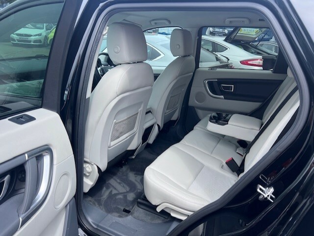 Land Rover Discovery Sport Td4 Se Tech DG67ZTC #6