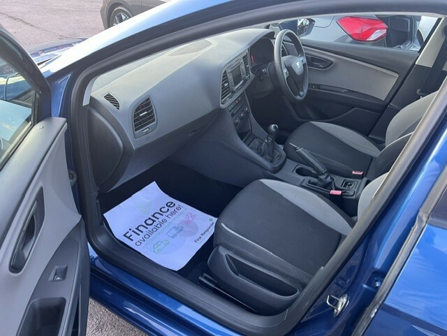 Seat Leon Tsi S KU63CMY #4