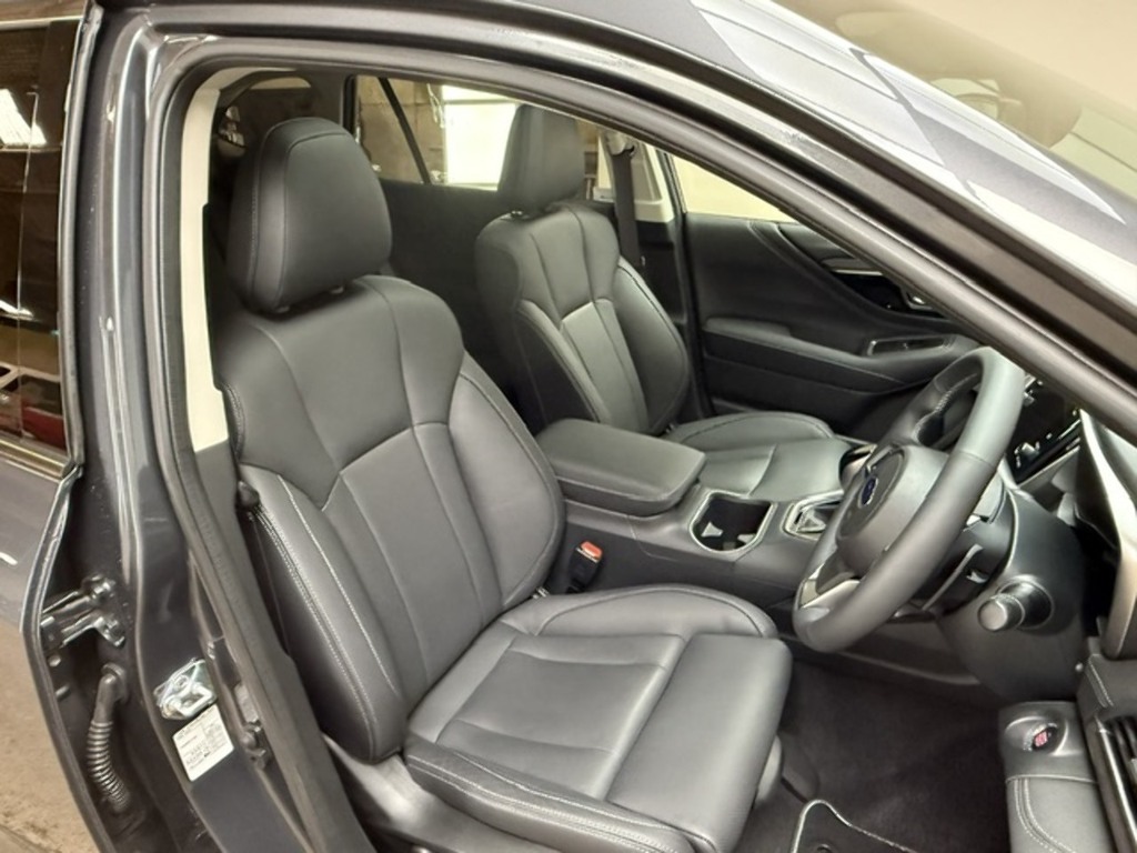 Subaru Outback - L Es Limited Silver #12