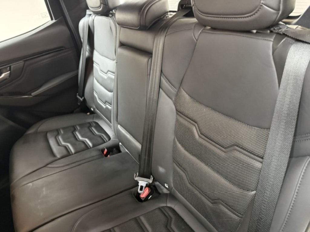 Isuzu D-Max 1.9 Dl20 Double Cab 4X4 Red #13