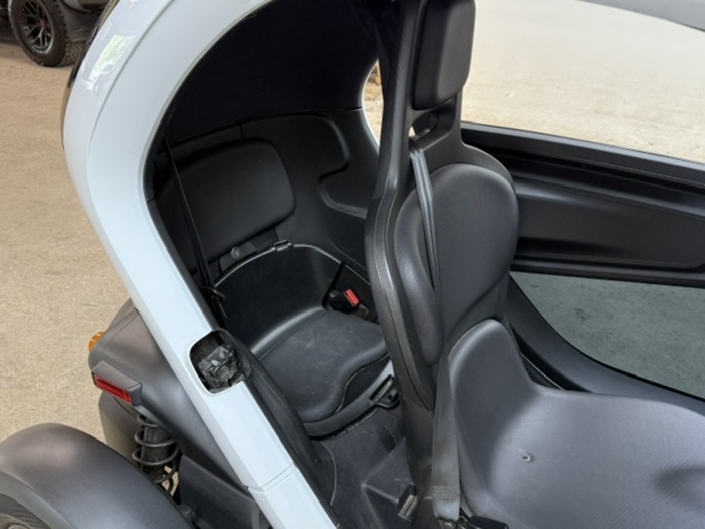 Renault Twizy 0L I Dynamique 18 Bhp White #15