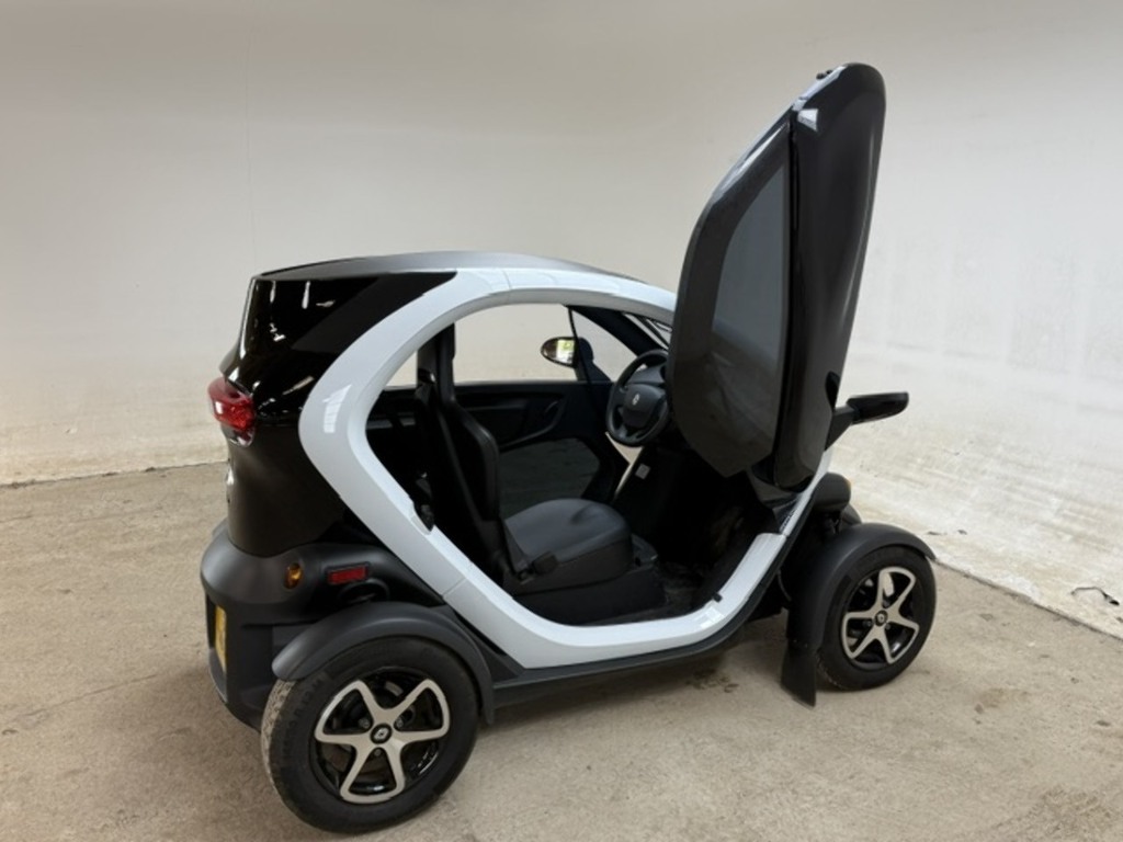 Renault Twizy 0L I Dynamique 18 Bhp White #14