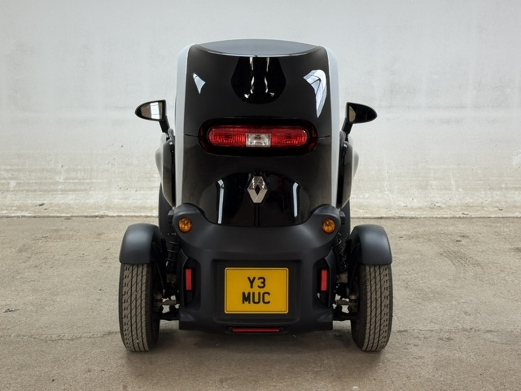 Renault Twizy 0L I Dynamique 18 Bhp White #11