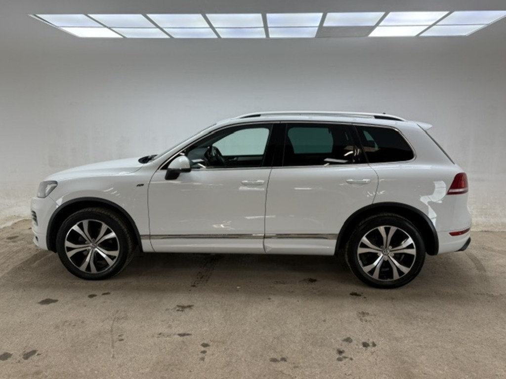 Volkswagen Touareg Tdi V6 Bluemotion Tech R-line U656 White #4