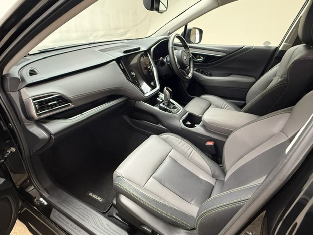Subaru Outback 2025 Touring 2.5I - T Es Silver #14