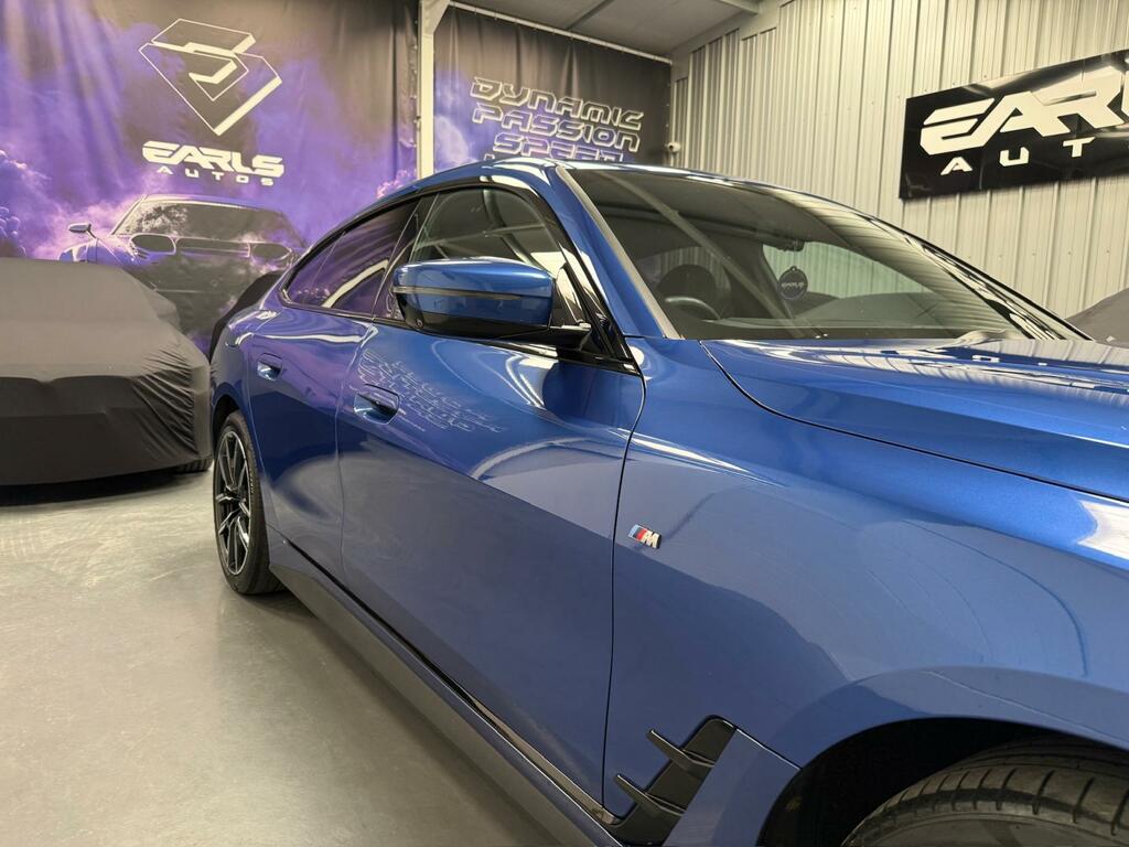 BMW i4 40 83.9Kwh M Sport Gran Coupe Ed Blue #3