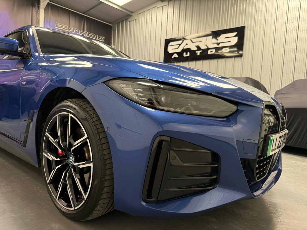 BMW i4 40 83.9Kwh M Sport Gran Coupe Ed Blue #4