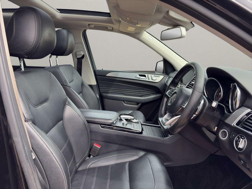 Mercedes-Benz GLE Class Suv 3.0 Gle350d V6 Amg Line Premium G-tronic 4Ma CP66EGZ Black #3