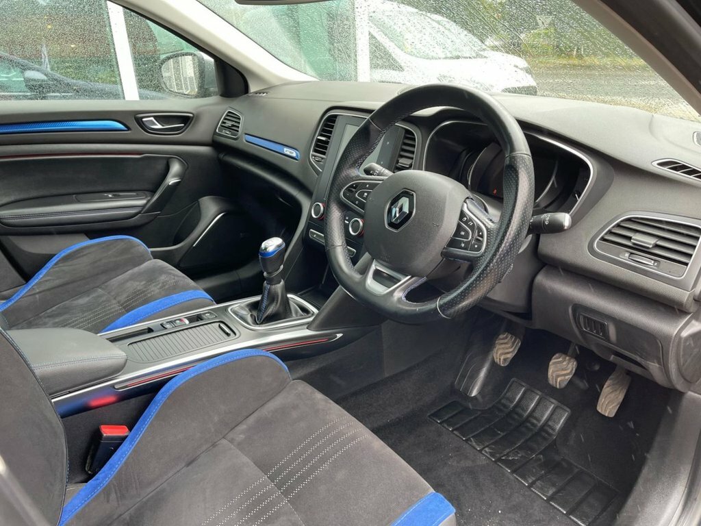 Renault Megane 2017 1.6 Dci Gt Line Nav Sport Tourer M Black #3