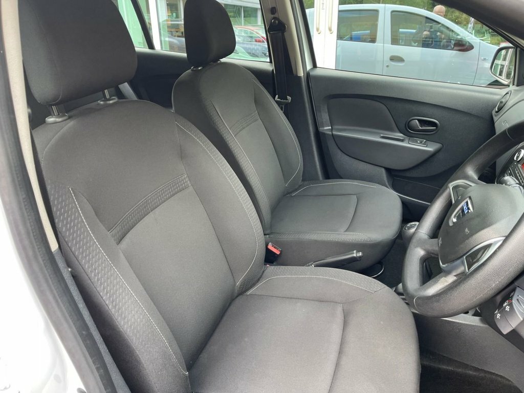 Dacia Sandero Hatchback 1.0 Essential Sce 75 My18 201919 White #11