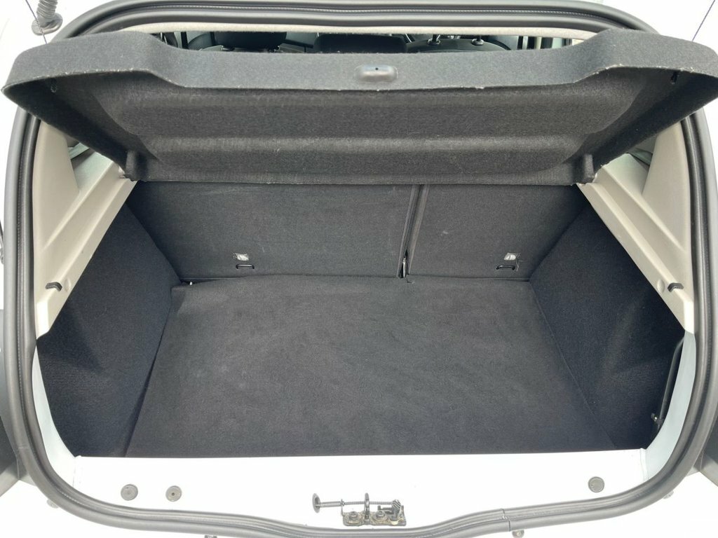 Dacia Sandero Hatchback 1.0 Essential Sce 75 My18 201919 White #16