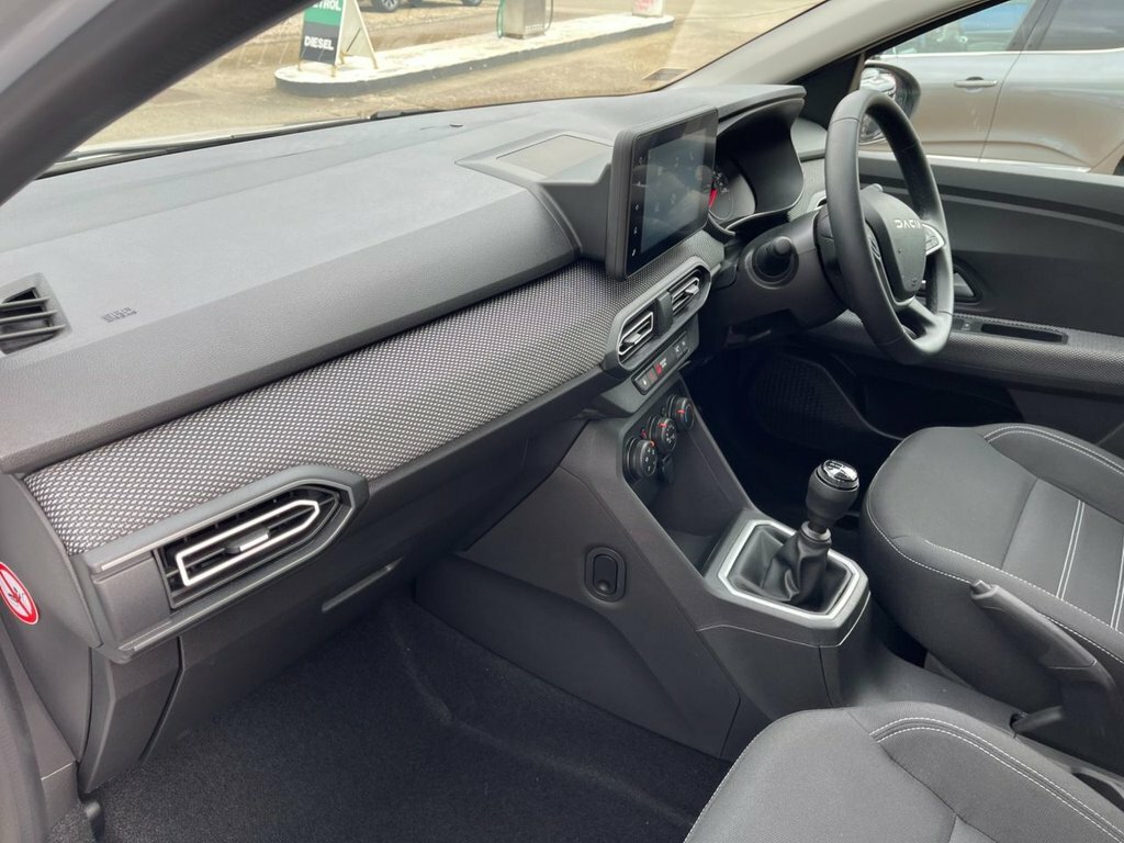 Dacia Sandero 1.0 Tce Essential 2024 Grey #23