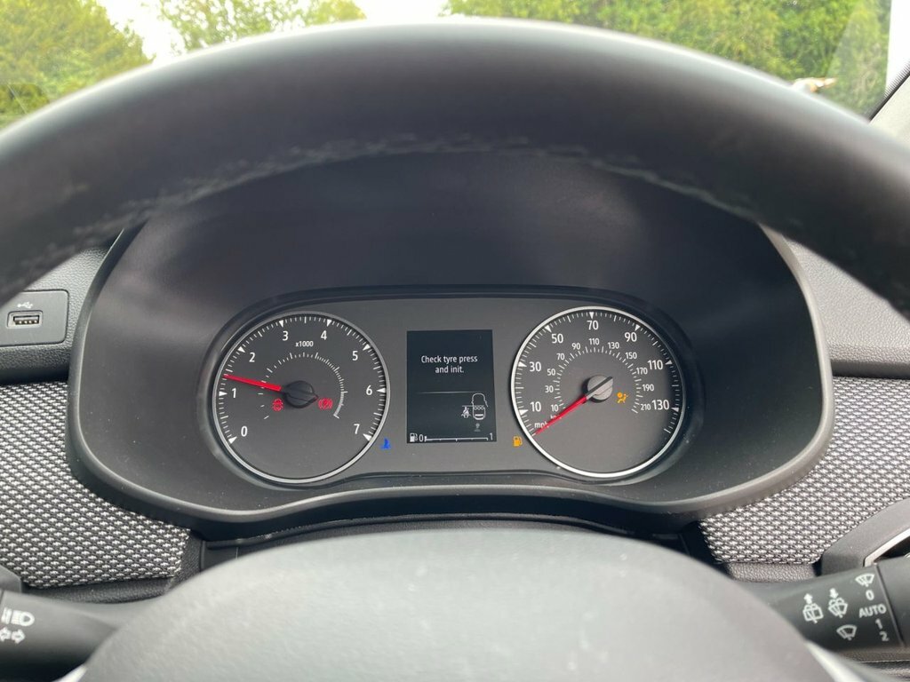 Dacia Sandero 2024 1.0 Tce Expression Hatchback Manua White #5