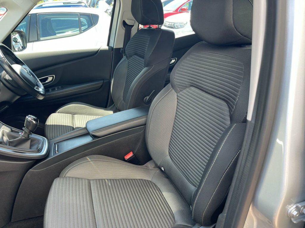 Renault Scenic Mpv 1.3 Tce Iconic Euro 6 Ss 201868 Blue #26
