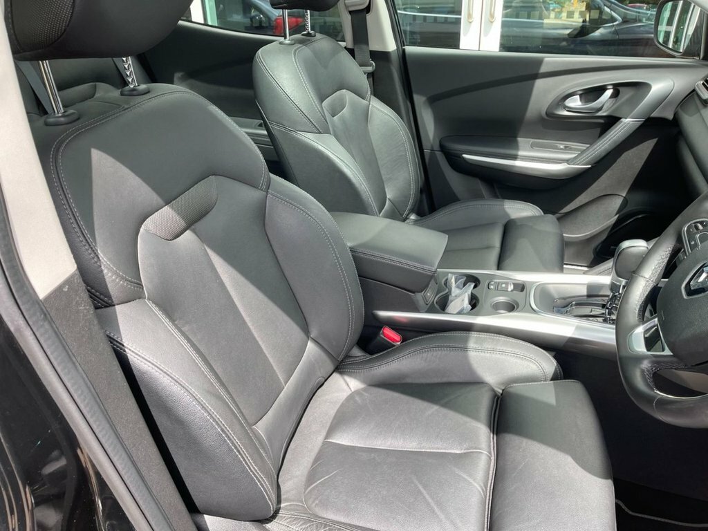 Renault Kadjar Tce Iconic White #17