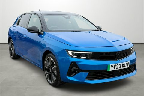 Vauxhall Astra 115Kw Ultimate 54Kwh Blue