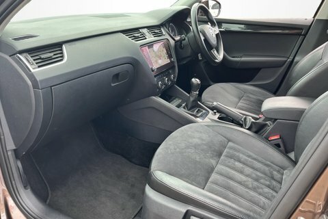 Skoda Octavia 1.5 Tsi Se Brown #2
