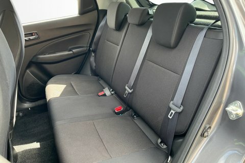 Suzuki Swift 1.2 Dualjet 83 12V Hybrid Sz5 Silver #31