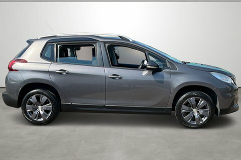Peugeot 2008 1.2 Puretech Allure White #9