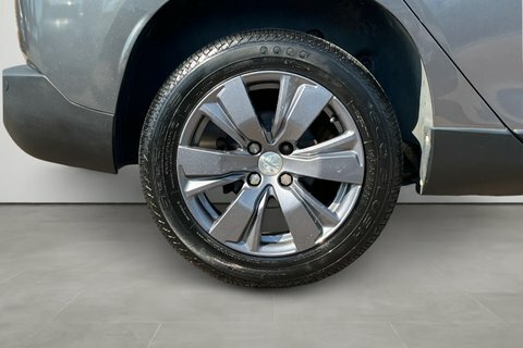 Peugeot 2008 1.2 Puretech Allure White #10