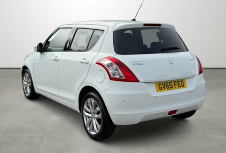 Hyundai I10 1.0 Play Red #6